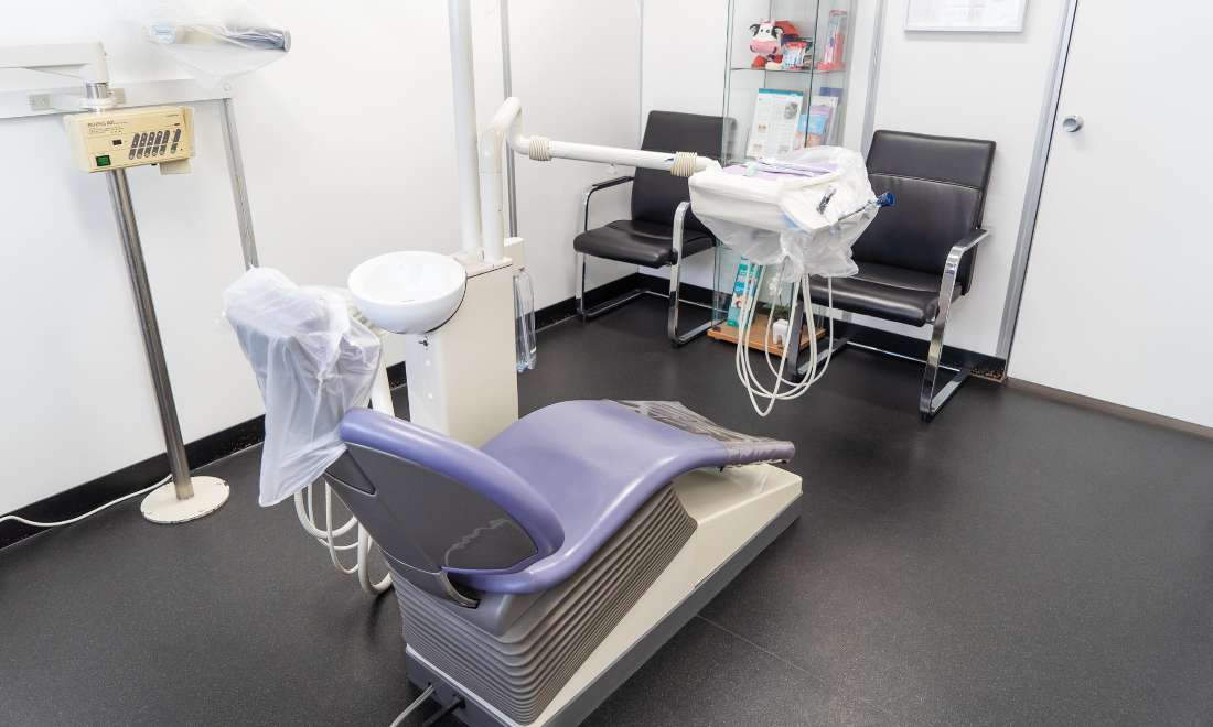 dental clinic room in doncaster