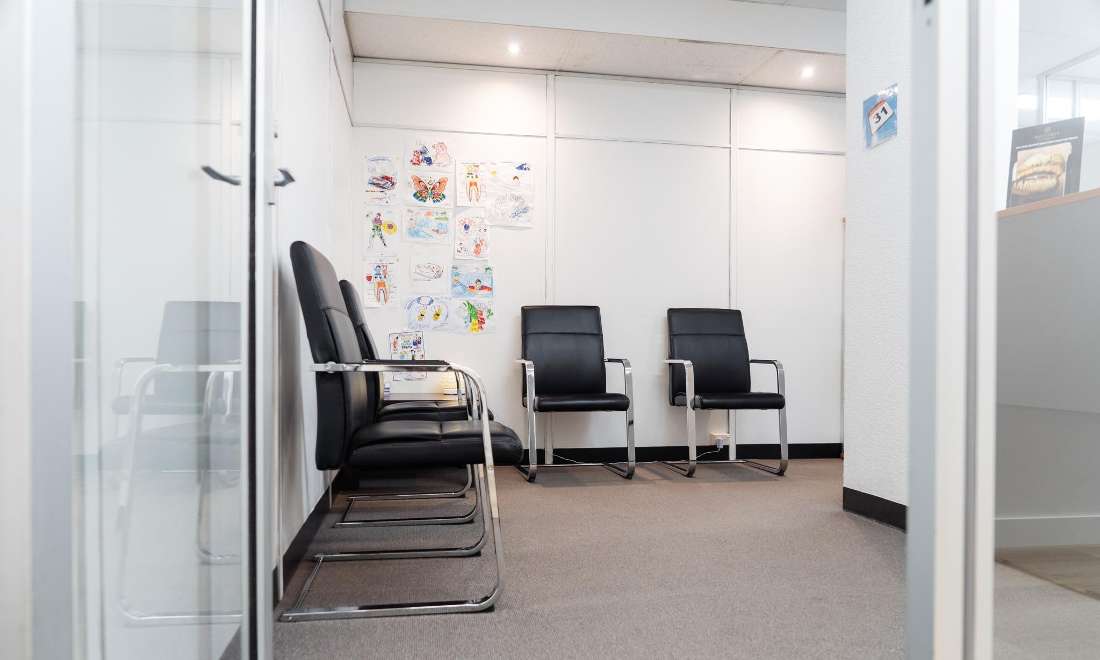 shoppingtown dental waiting room